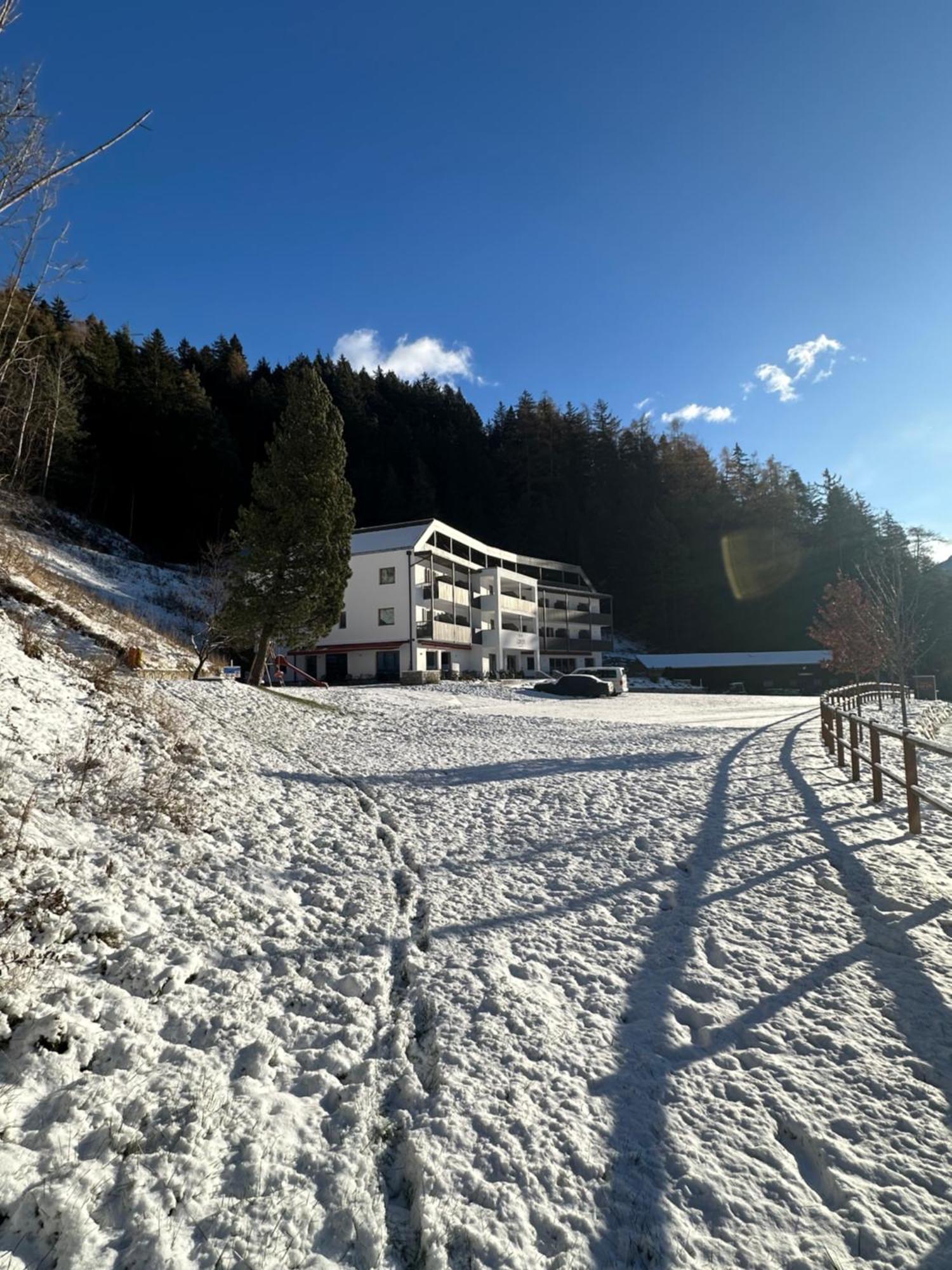 Hotel Larch Campo di Trens Exterior foto